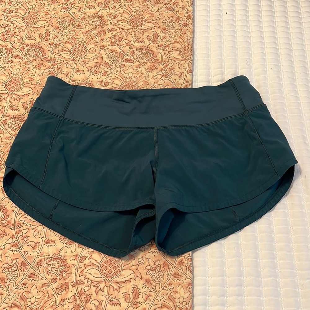 Green lululemon speed up shorts